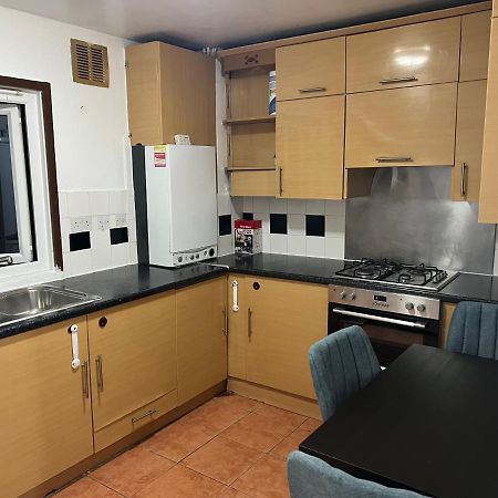 Cosy 2 Bedroom Flat Λονδίνο Εξωτερικό φωτογραφία